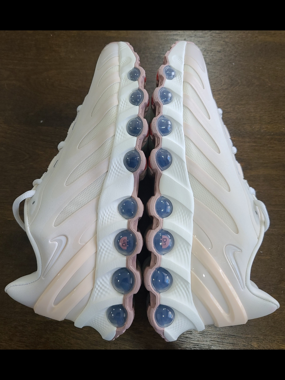 Nike Air Max Dn8 Soft Pearl Women's